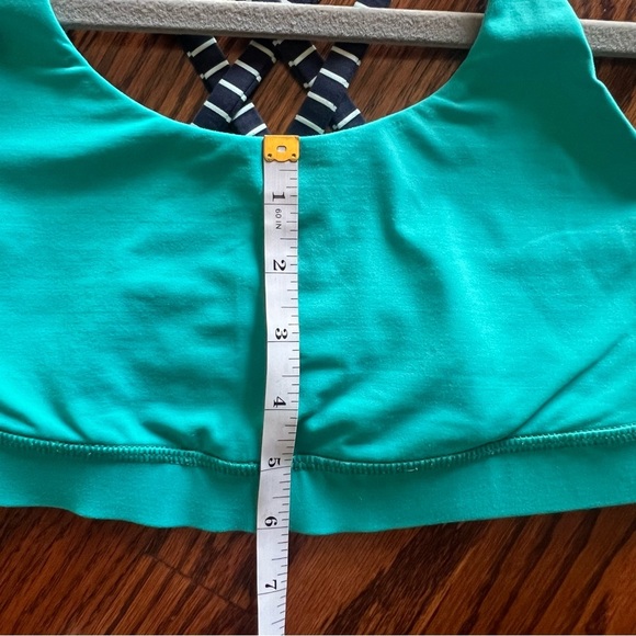 Lululemon Energy bra “Blue tropics” size 4 - Picture 11 of 11